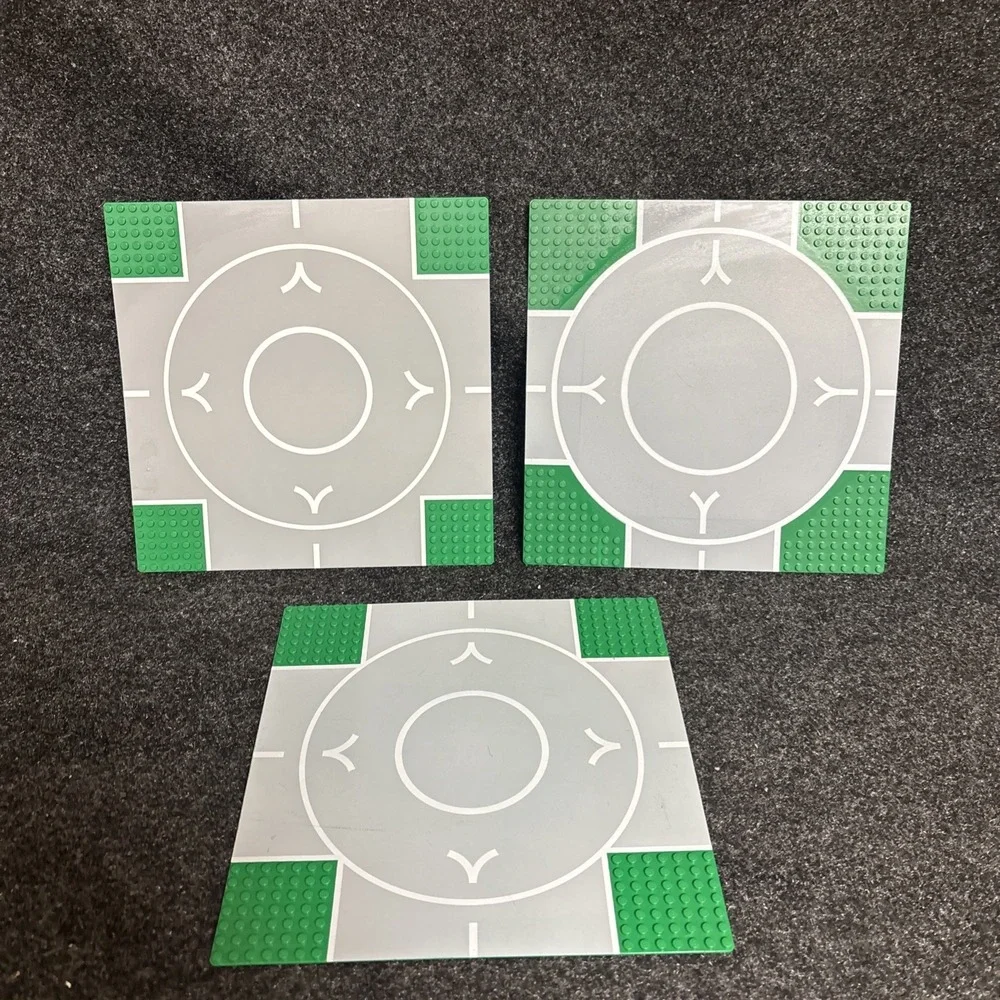 LEGO‎ 9-Stud Landing Pad Runway Pattern 32 x 32 Green Baseplate 6099px1 Set of 3